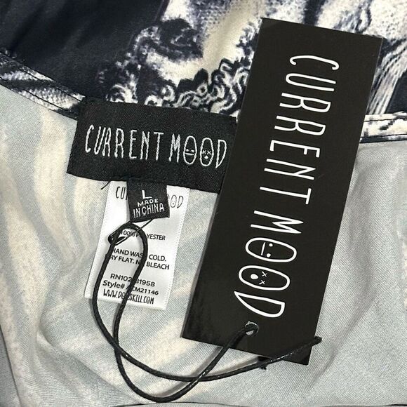 NEW Current Mood Laws Of Nature Monochrome Renaissance Ruched Mini Dress Large - Picture 9 of 11